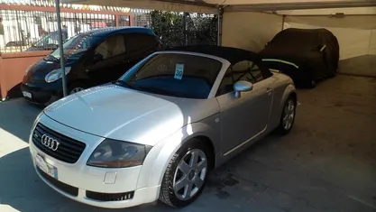 Usata Audi TT Roadster 225 CV (165 kW) 2001 Cabrio