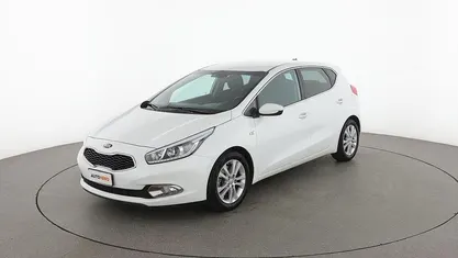 Usata Kia Ceed 128 CV (94 kW) 2015 Bianco Utilitaria