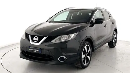 Usata Nissan Qashqai N-Connecta 110 CV (80 kW) 2017 Nero SUV