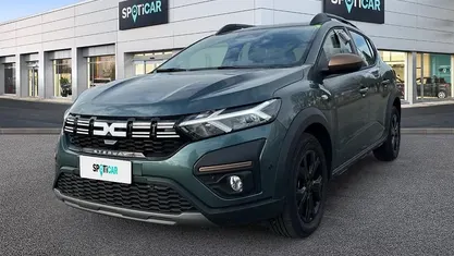 Verde Usata 2025 Dacia Sandero Extreme Due volumi | 17.900 € (Buon prezzo)