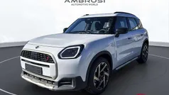 Usata 2025 Mini Cooper Countryman Favoured SUV | 34.800 € (Super prezzo)