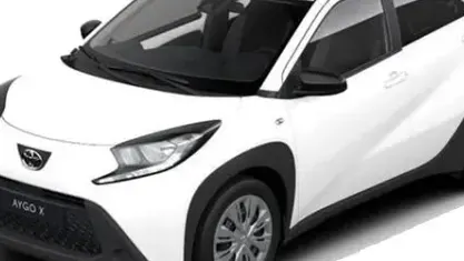Usata Toyota Aygo X Trend 72 CV (52 kW) 2022 Beige SUV