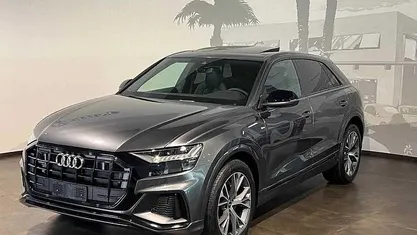 Usata Audi Q8 Sport 286 CV (210 kW) 2023 Grigio SUV