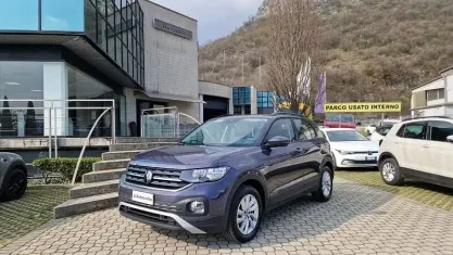 Usata VW T-Cross Style 110 CV (80 kW) 2023 Grigio SUV