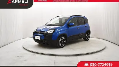 Usata Fiat Panda Cross Cross 70 CV (51 kW) 2025 Blu Utilitaria
