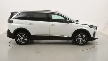 Usata Peugeot 5008 Allure 131 CV (96 kW) 2021 SUV