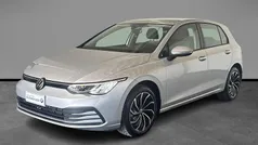 Usata 2023 VW Golf VIII Life Tre volumi | 24.900 € (Buon prezzo)
