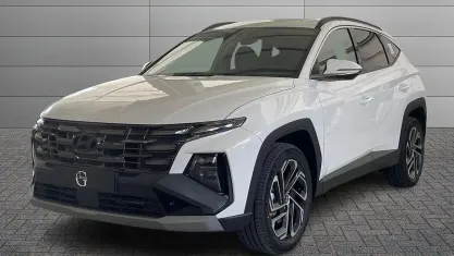 Nuova Hyundai Tucson 239 CV (175 kW) 2026 Atlas white SUV
