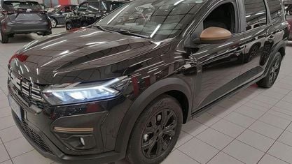 Usata Dacia Jogger Extreme 94 CV (69 kW) 2023 Nero Monovolume