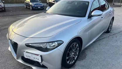 Grigio Usata 2017 Alfa Romeo Giulia Super Tre volumi | 14.500 € (Ottimo prezzo)