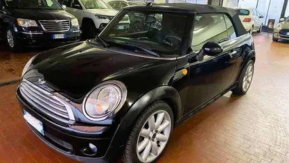 Usata Mini Cooper Cabriolet 122 CV (89 kW) 2009 Cabrio