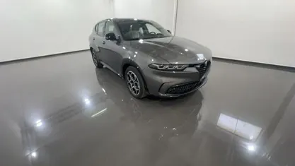 Usata Alfa Romeo Tonale Sprint 130 CV (95 kW) 2024 Grigio metallizzato SUV