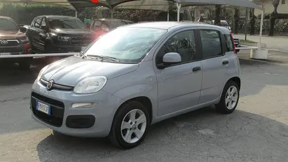 Usata Fiat Panda Easy 69 CV (50 kW) 2018 Gray Utilitaria