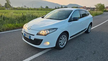 Usata Renault Mégane GrandTour 110 CV (80 kW) 2013 Bianco Station wagon