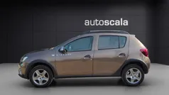 Marrone Usata 2019 Dacia Sandero Comfort Due volumi | 10.490 € (Buon prezzo)
