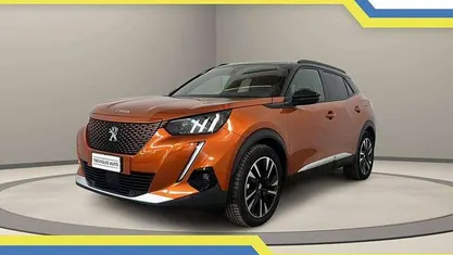 Bianco / perlato Usata 2021 Peugeot e-2008 GT SUV | 17.450 € (Buon prezzo)