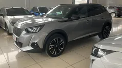 Grigio Usata 2021 Peugeot e-2008 GT SUV | 17.599 € (Buon prezzo)