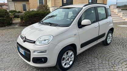 Usata Fiat Panda Lounge 80 CV (58 kW) 2014 Beige Utilitaria