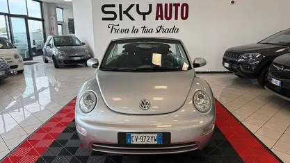 Usata VW New Beetle 101 CV (74 kW) 2005 Utilitaria