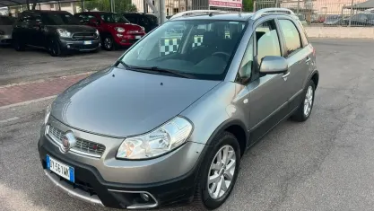 Usata Fiat Sedici Emotion 135 CV (99 kW) 2009 Grigio SUV