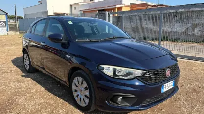 Usata Fiat Tipo Pop 95 CV (69 kW) 2016 Blu Berlina