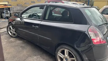 Usata Fiat Stilo Active 116 CV (85 kW) 2003 Nero Berlina