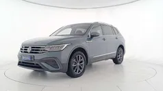 Z3 petroleum blue metallizzato Usata 2022 VW Tiguan Allspace Life SUV | 29.900 € (Ottimo prezzo)