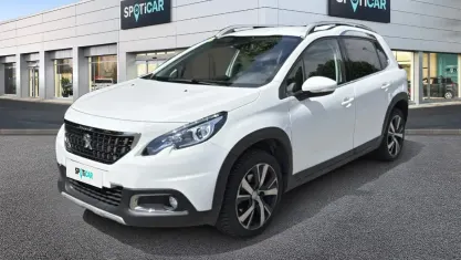 Usata Peugeot 2008 Allure 131 CV (96 kW) 2019 Bianco SUV
