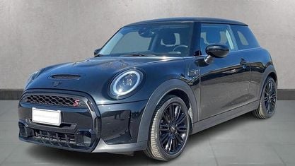 Käytetty Mini Cooper S 178 HP (130 kW) 2023 Musta Viistoperä
