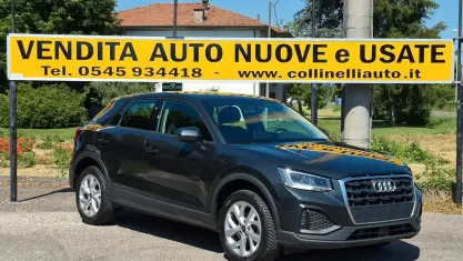 Usata Audi Q2 Business 110 CV (80 kW) 2022 Grigio manhattan metallizzato SUV