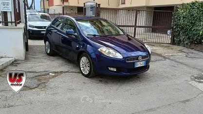 Usata Fiat Bravo 90 CV (66 kW) 2009 Blu Utilitaria