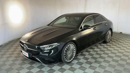 Gebraucht Mercedes A180 AMG line 116 PS (85 kW) 2023 Schwarz Limousine