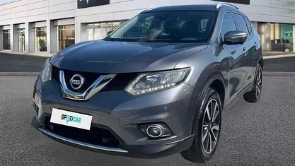 Usata Nissan X-Trail Acenta 131 CV (96 kW) 2017 Grigio chiaro SUV