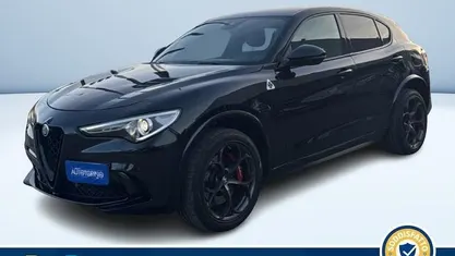 Nero metallizzato Usata 2021 Alfa Romeo Stelvio Quadrifoglio SUV | 51.300 € (Buon prezzo)
