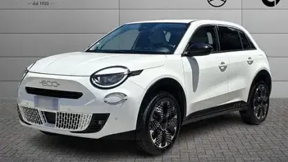 Usata Fiat 600 La Prima 101 CV (74 kW) 2025 Bianco SUV