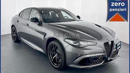 Nuova Alfa Romeo Giulia Quadrifoglio 519 CV (381 kW) 2025 Grigio Berlina