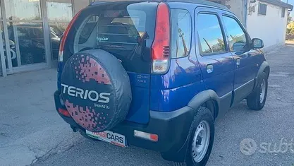 Usata Daihatsu Terios 85 CV (62 kW) 2002 SUV