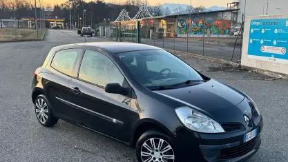 Usata Renault Clio II 58 CV (42 kW) 2008 Nero Berlina