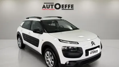Usata Citroën C4 PureTech 82 CV (60 kW) 2016 Bianco SUV