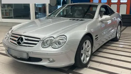 Usata Mercedes SL500 306 CV (225 kW) 2002 Grigio Cabrio