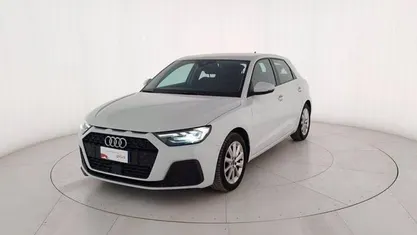 Usata Audi A1 Sportback Admired 95 CV (69 kW) 2022 Bianco metallizzato Utilitaria