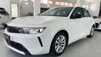 Usado Opel Astra 131 CV (96 kW) 2022 Blanco Utilitario