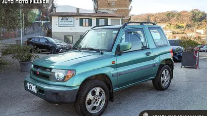 Usata Mitsubishi Pajero 120 CV (88 kW) 2000 Verde SUV