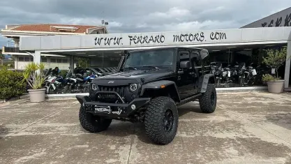 Usata Jeep Wrangler Unlimited Sahara 200 CV (147 kW) 2012 SUV