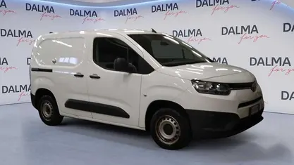 Bianco Usata 2021 Toyota Proace Monovolume | 13.900 € (Buon prezzo)
