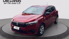 Rosso Usata 2022 Dacia Sandero Essentiel Due volumi | 12.490 € (Buon prezzo)