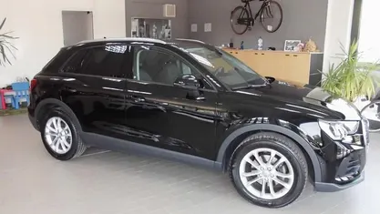 Usata Audi Q3 Advanced 150 CV (110 kW) 2019 Nero SUV