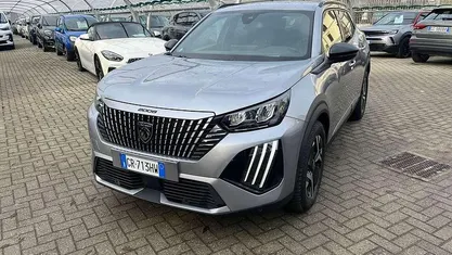 Grigio Usata 2023 Peugeot 2008 Allure SUV | 15.390 € (Super prezzo)