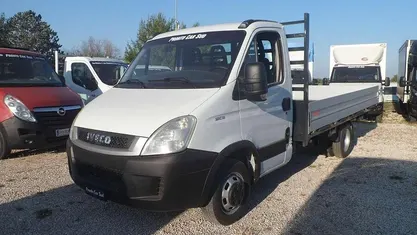 Usata 2011 Iveco Daily Furgone | 24.000 €