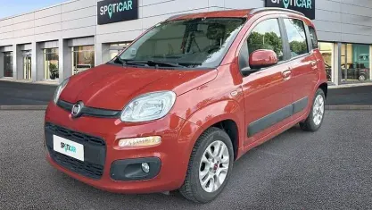 Usata Fiat Panda Lounge 69 CV (50 kW) 2013 Arancione Utilitaria